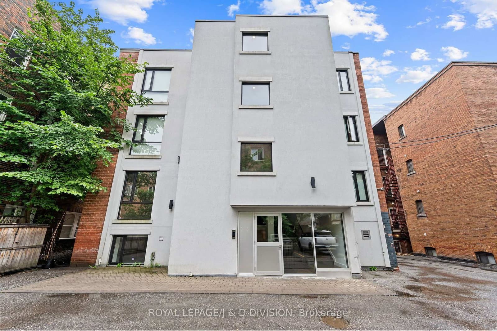 314 Lonsdale Road, Unit 4 thumbnail 37