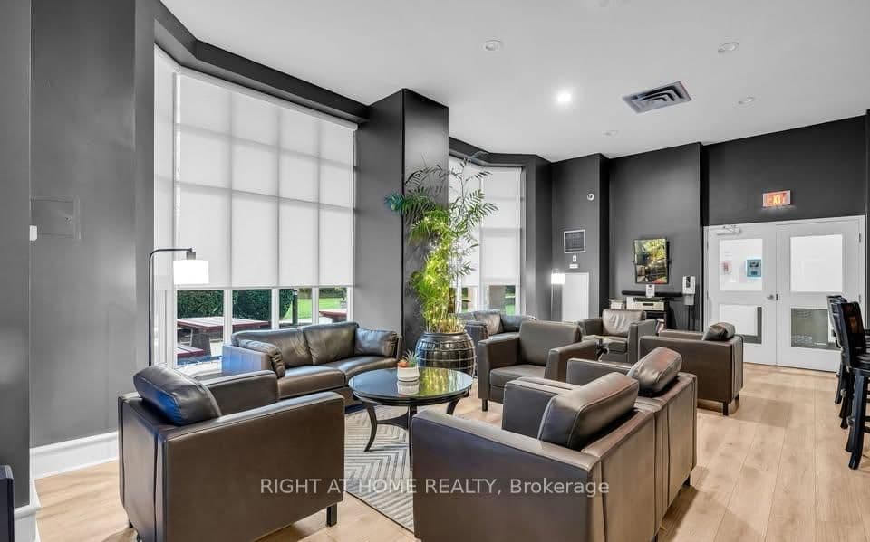 21 Overlea Boulevard, Unit 1202 thumbnail 16