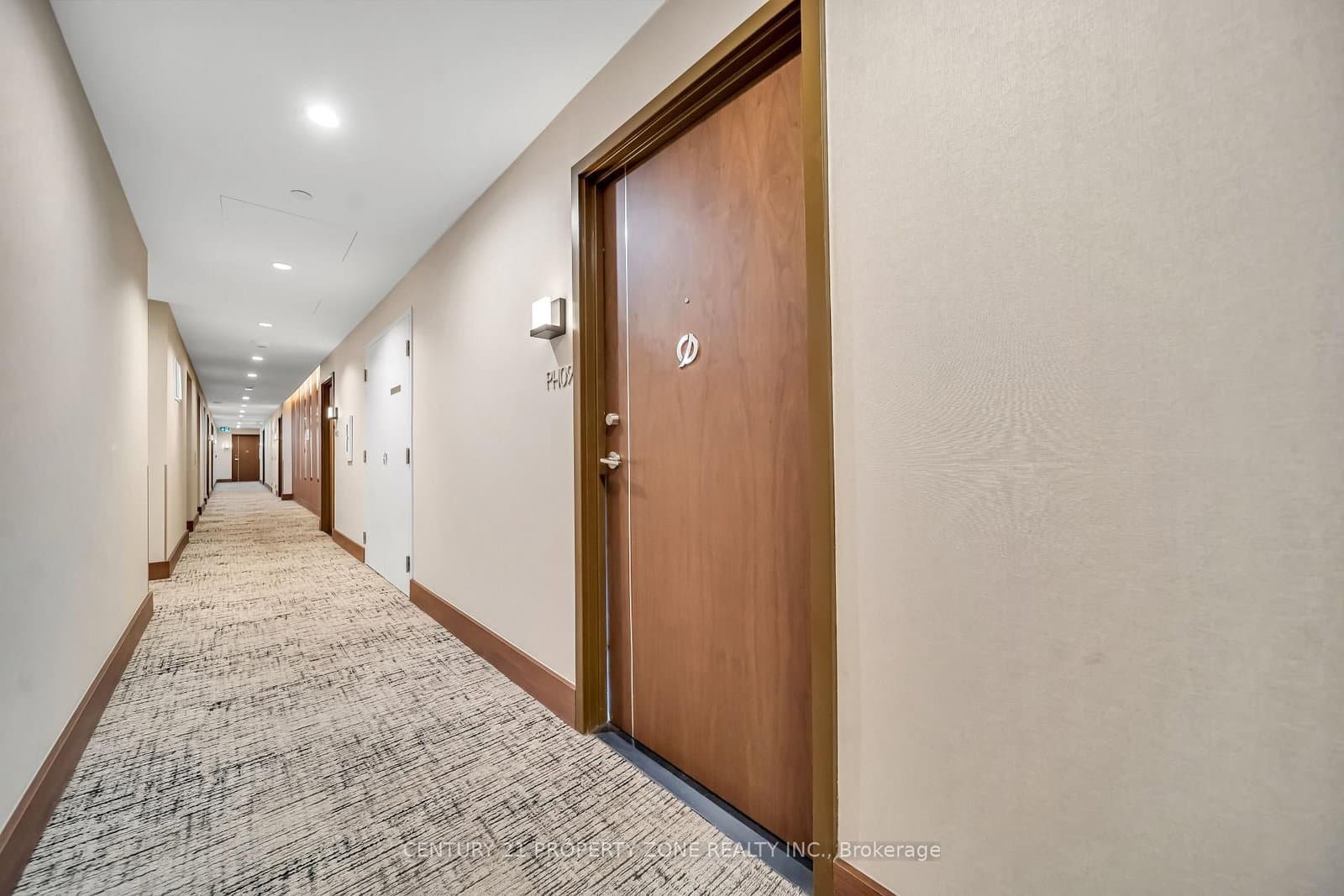115 Mcmahon Drive, Unit Ph09 thumbnail 13