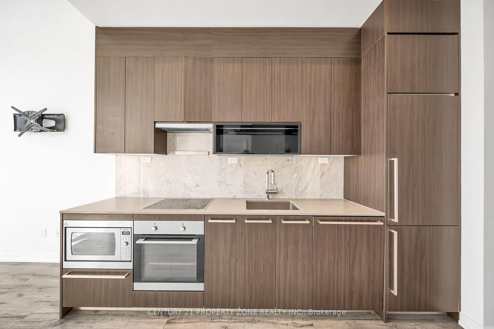 115 Mcmahon Drive, Unit Ph09 thumbnail 25