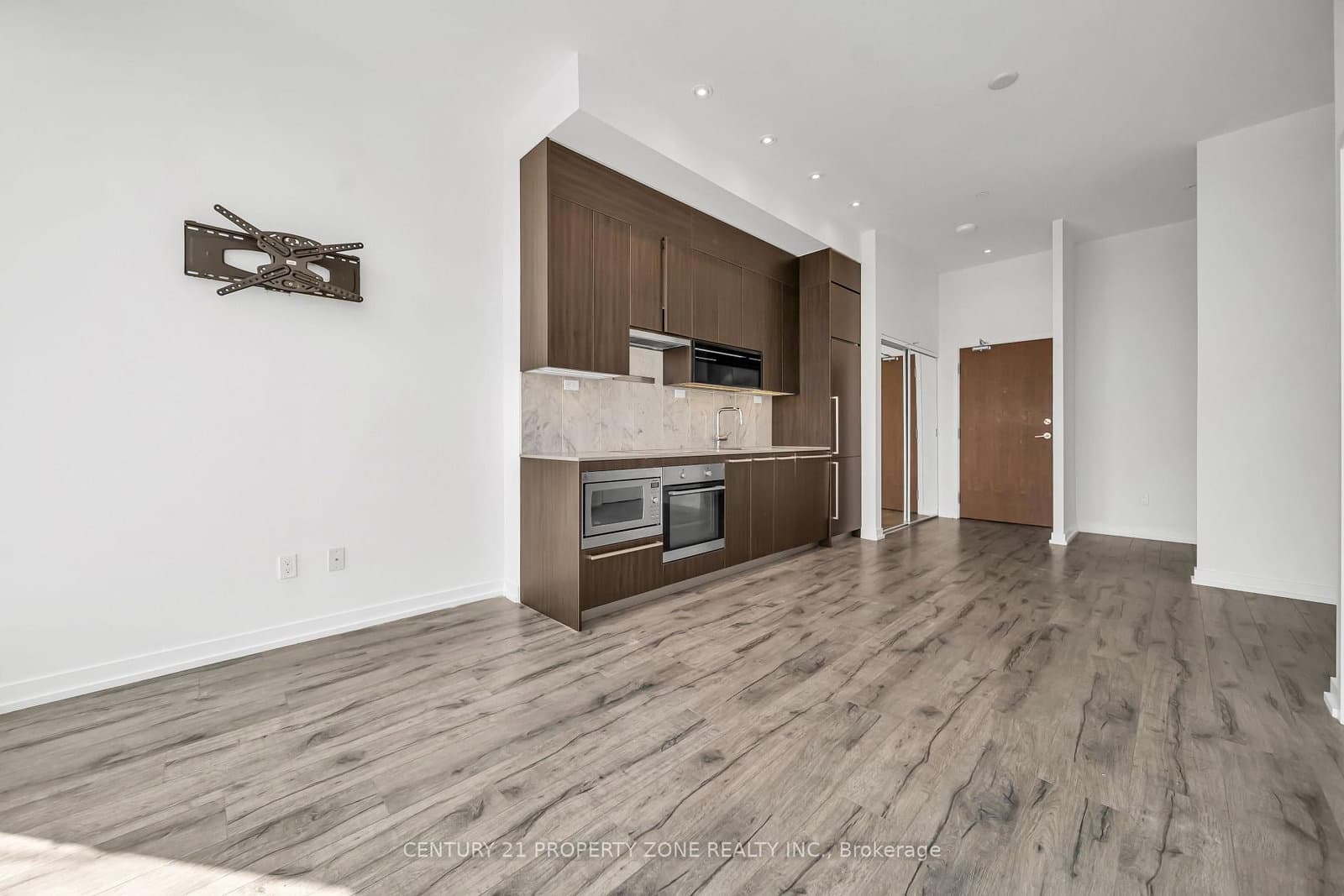 115 Mcmahon Drive, Unit Ph09 thumbnail 28