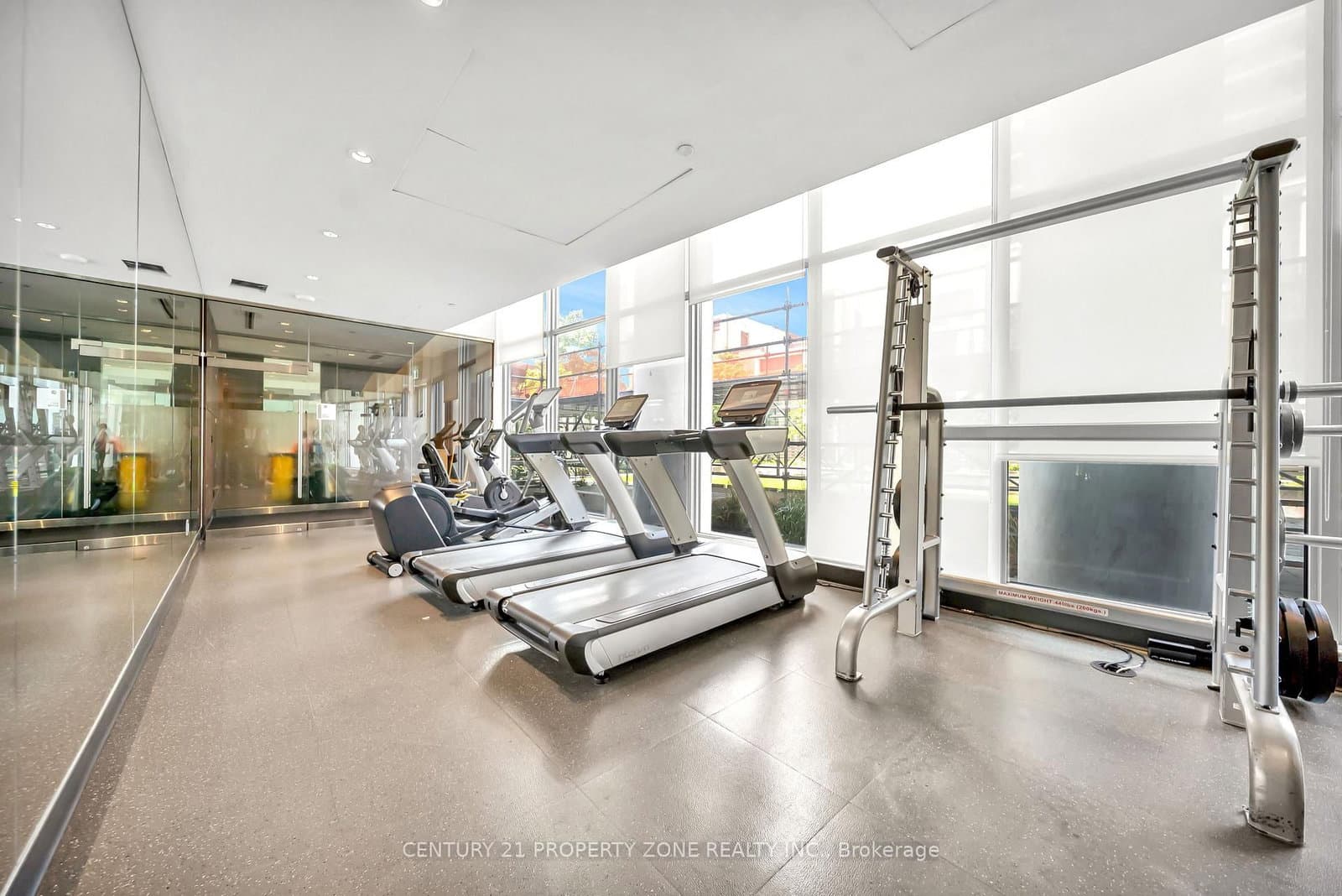 115 Mcmahon Drive, Unit Ph09 thumbnail 36