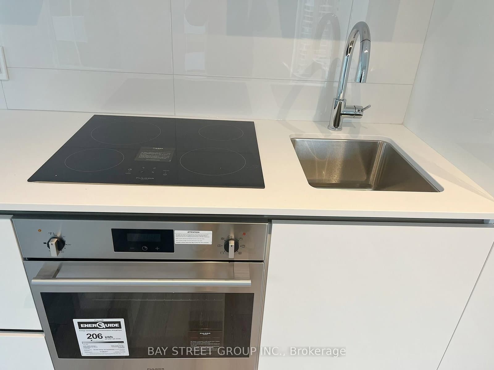 238 Simcoe Street, Unit 1904 thumbnail 10