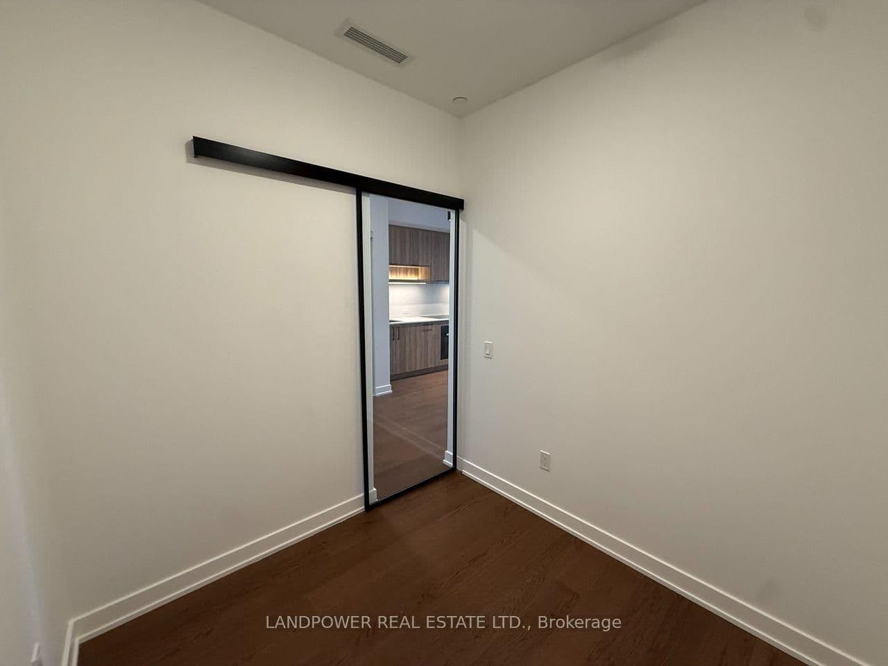 91 Montclair Avenue, Unit 719 thumbnail 13