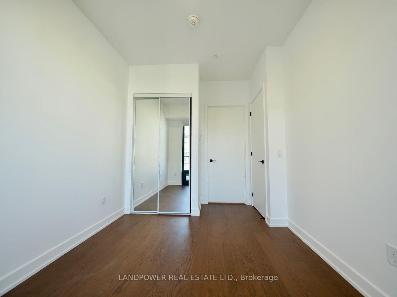 91 Montclair Avenue, Unit 719 thumbnail 9