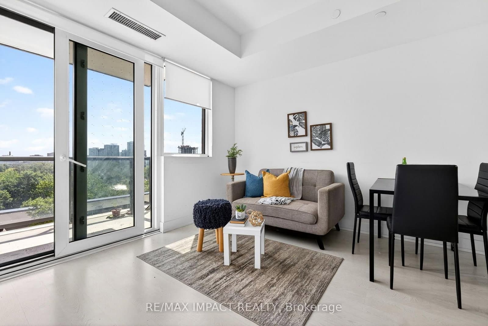 308 Jarvis Street, Unit 813 thumbnail 11