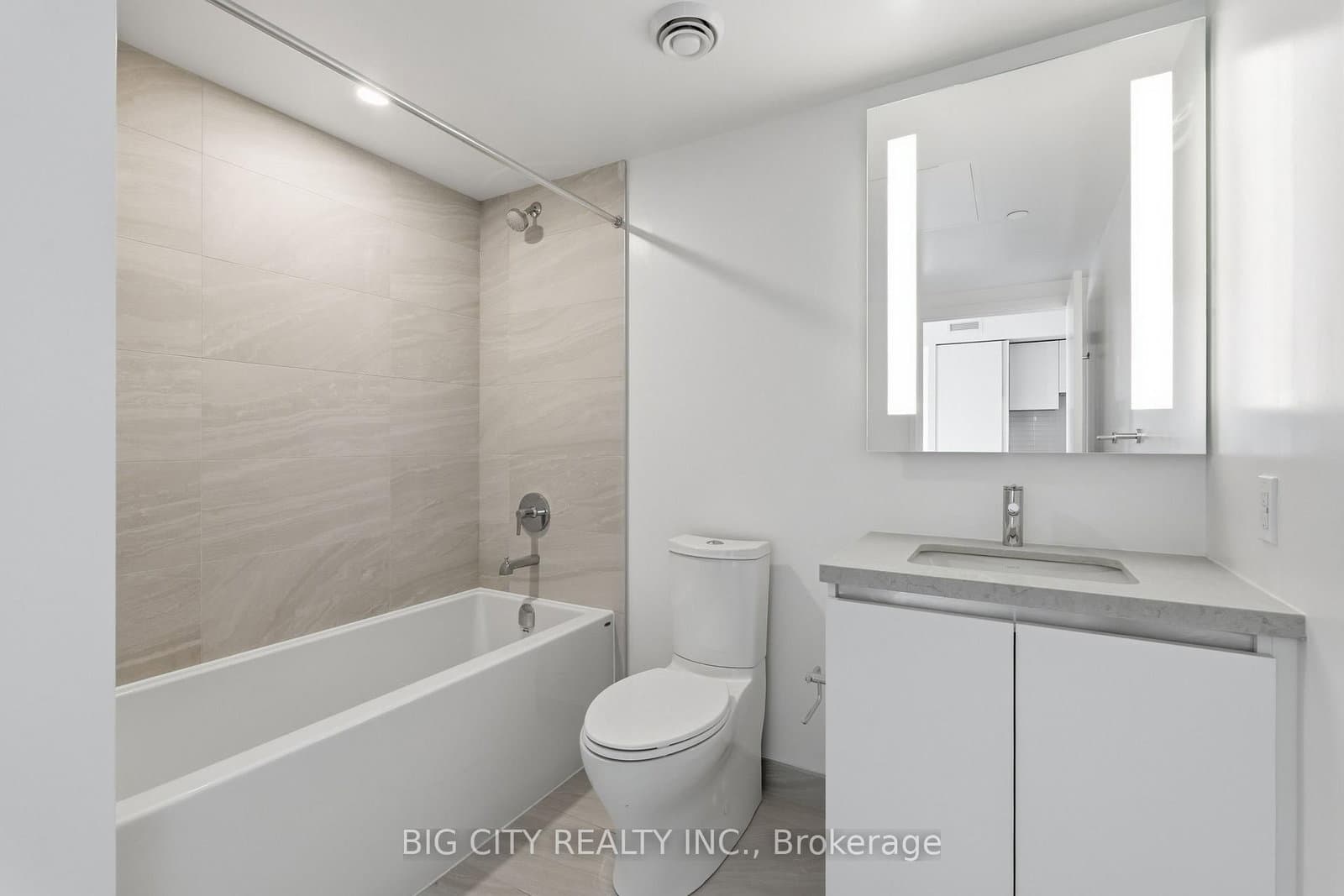 25 Frederick Todd Way, Unit 1609 thumbnail 11