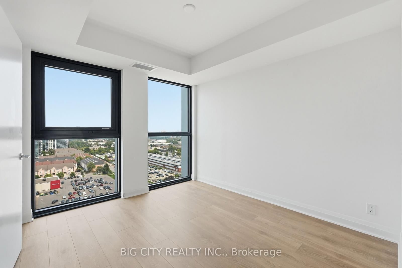 25 Frederick Todd Way, Unit 1609 thumbnail 14