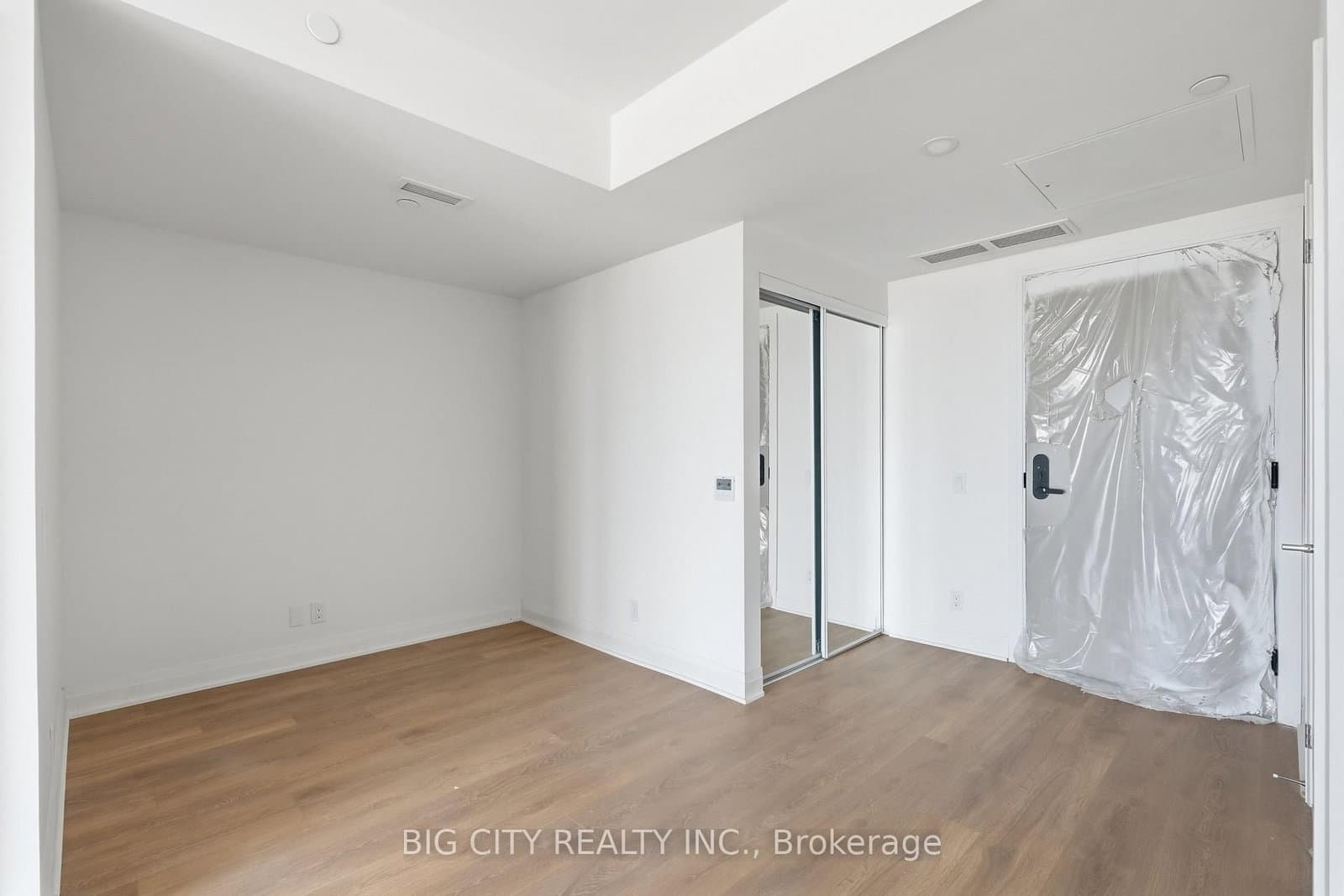 25 Frederick Todd Way, Unit 1609 thumbnail 16