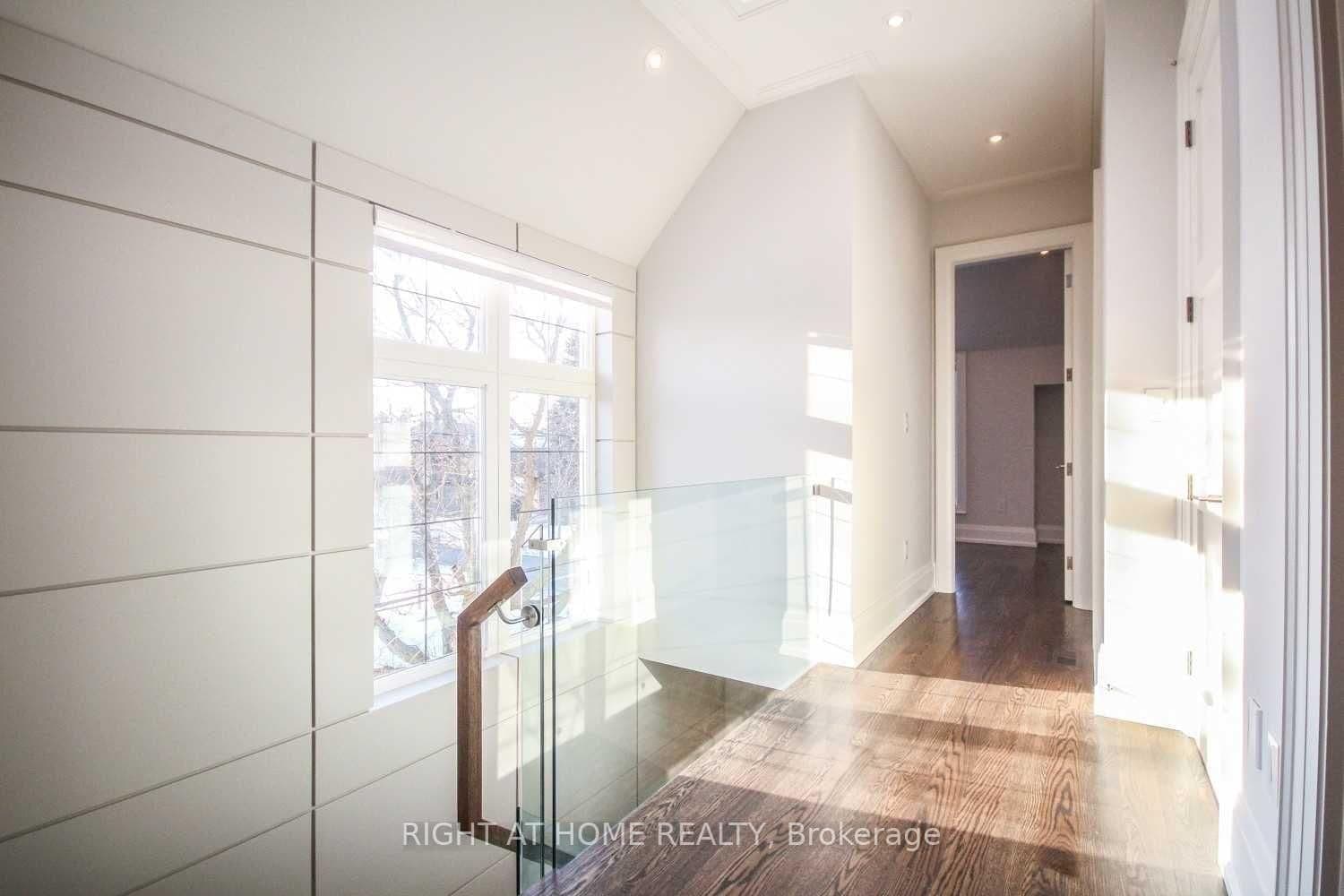 289 Connaught Avenue thumbnail 12