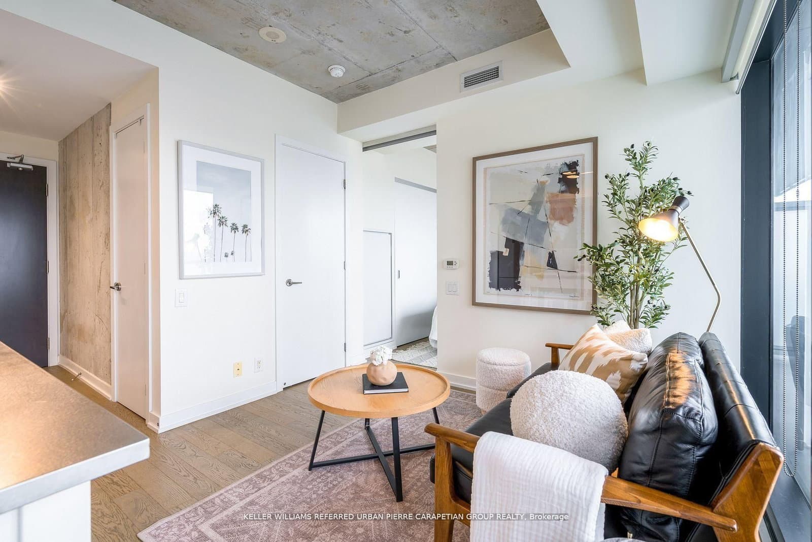 11 Charlotte Street, Unit 2004 thumbnail 13
