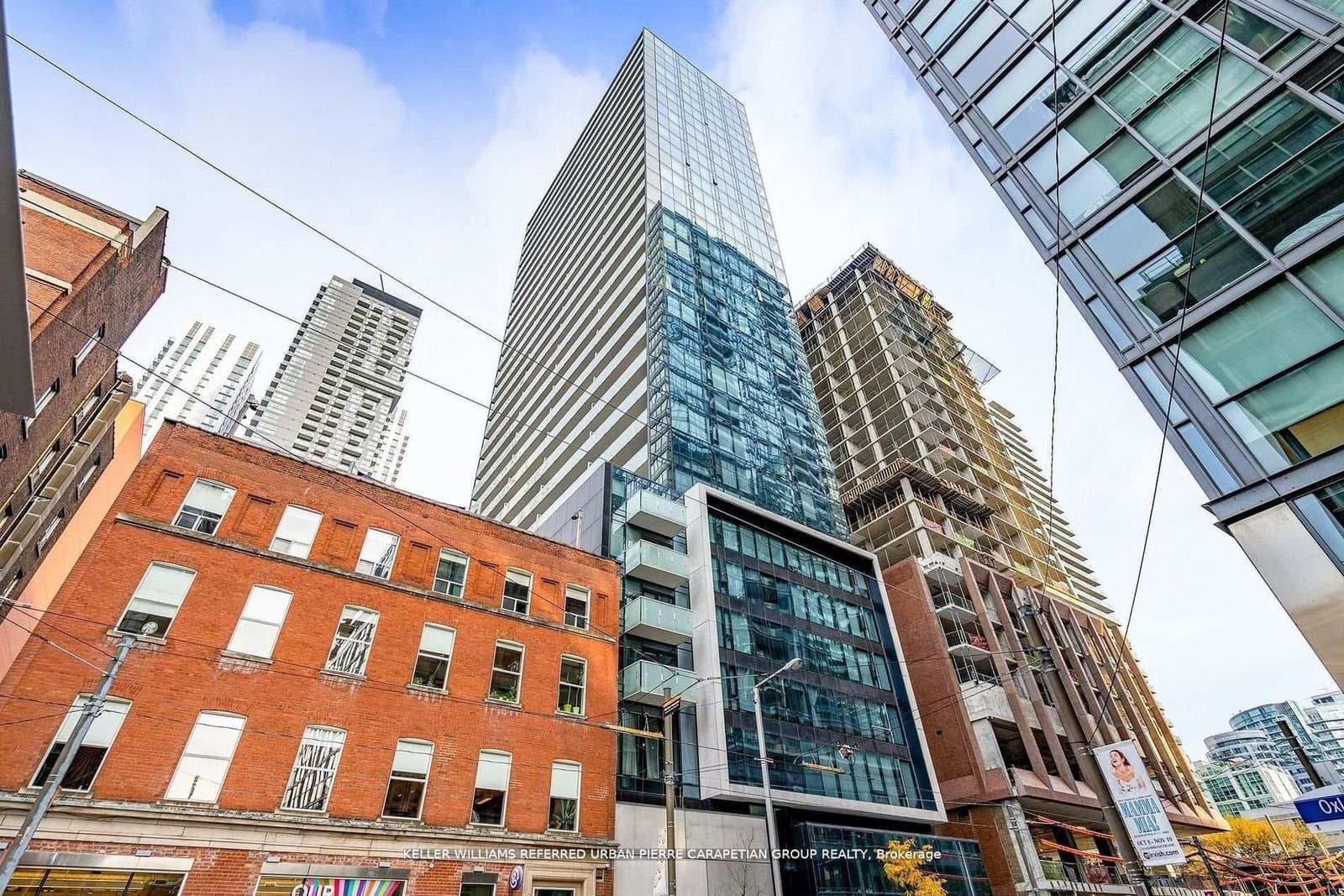 11 Charlotte Street, Unit 2004 thumbnail 21