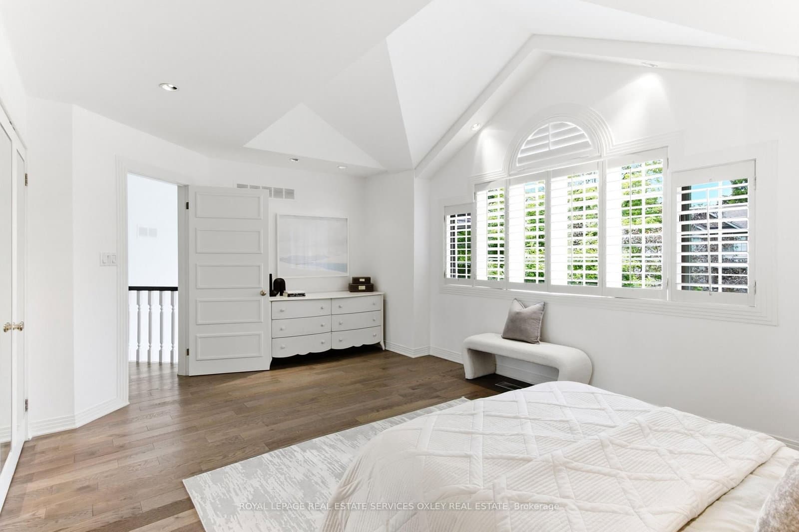 21 Astley Avenue thumbnail 22