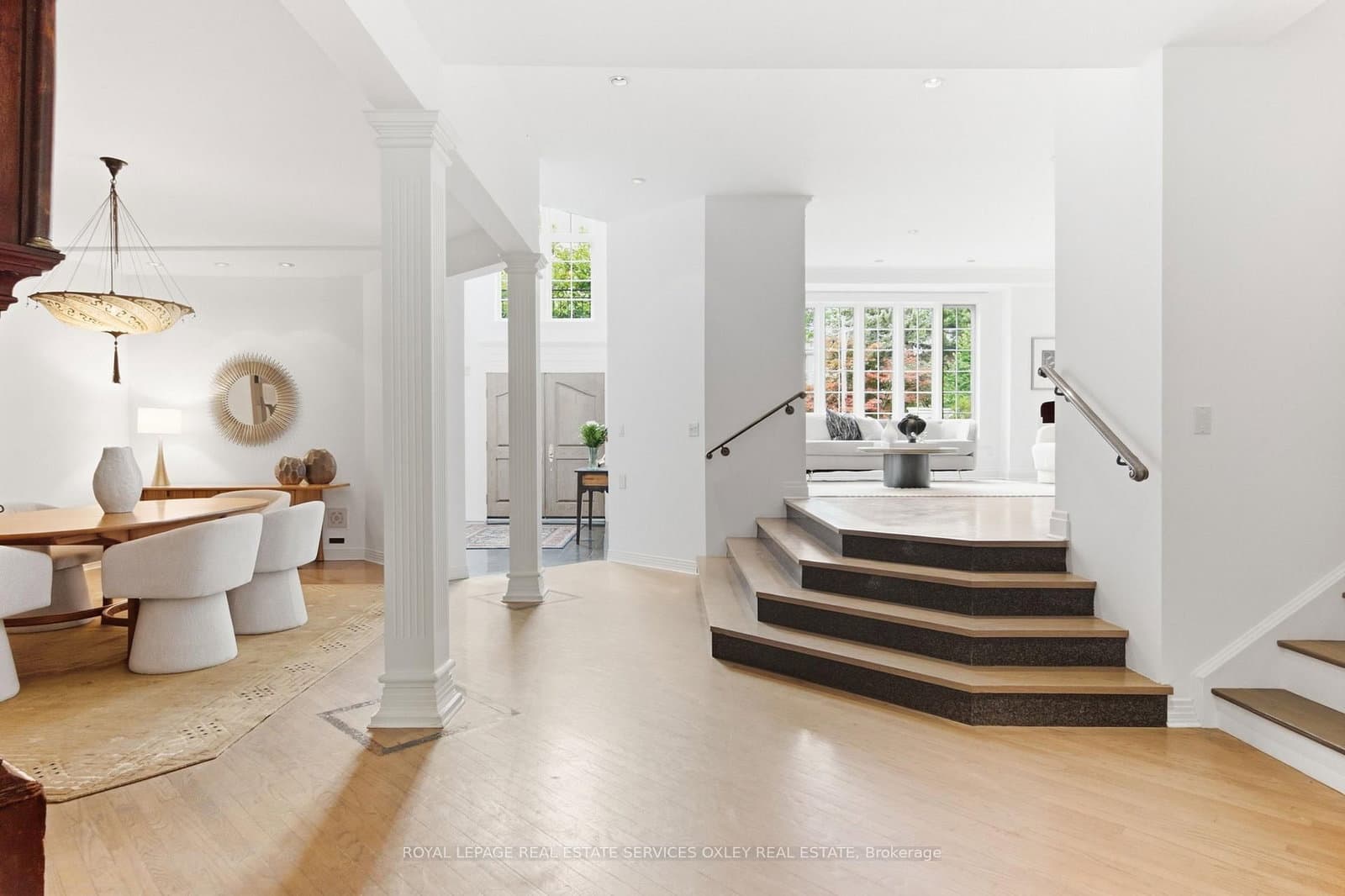 21 Astley Avenue thumbnail 3