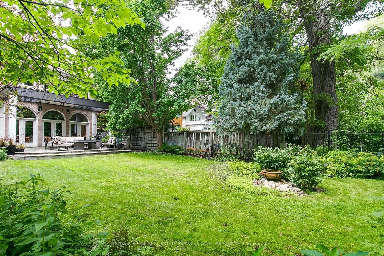 21 Astley Avenue thumbnail 39