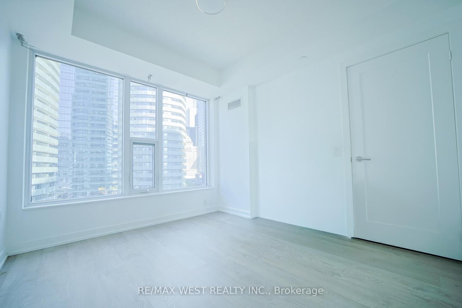 10 YORK Street, Unit 1101 thumbnail 11