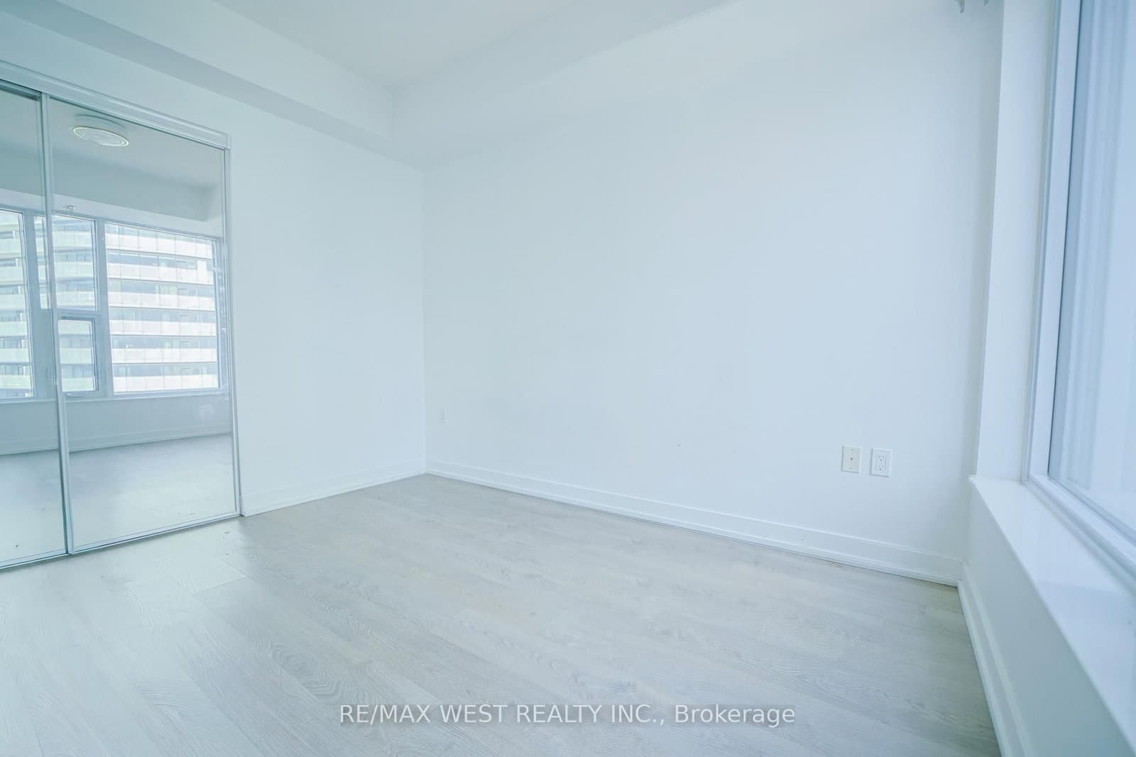 10 YORK Street, Unit 1101 thumbnail 12