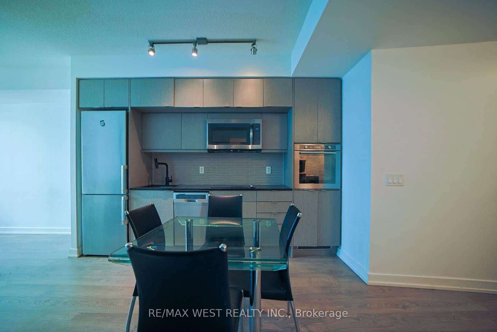 10 YORK Street, Unit 1101 thumbnail 4