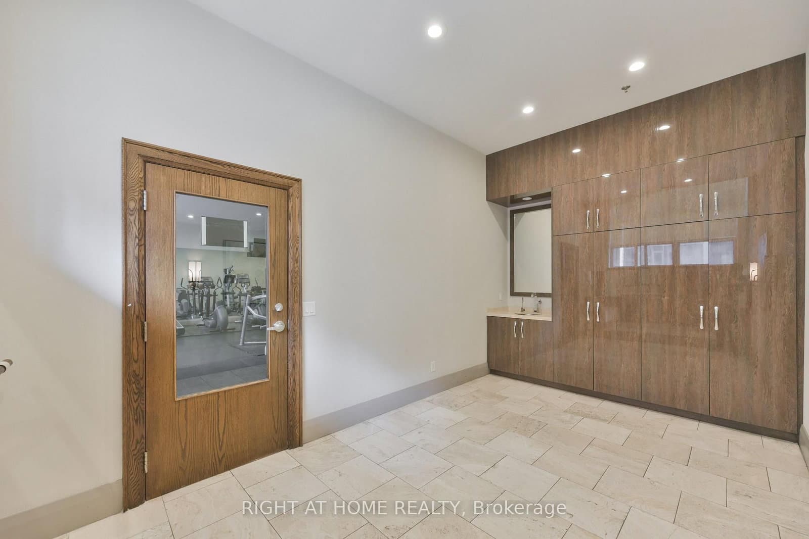 438 Richmond Street W, Unit 621 thumbnail 15
