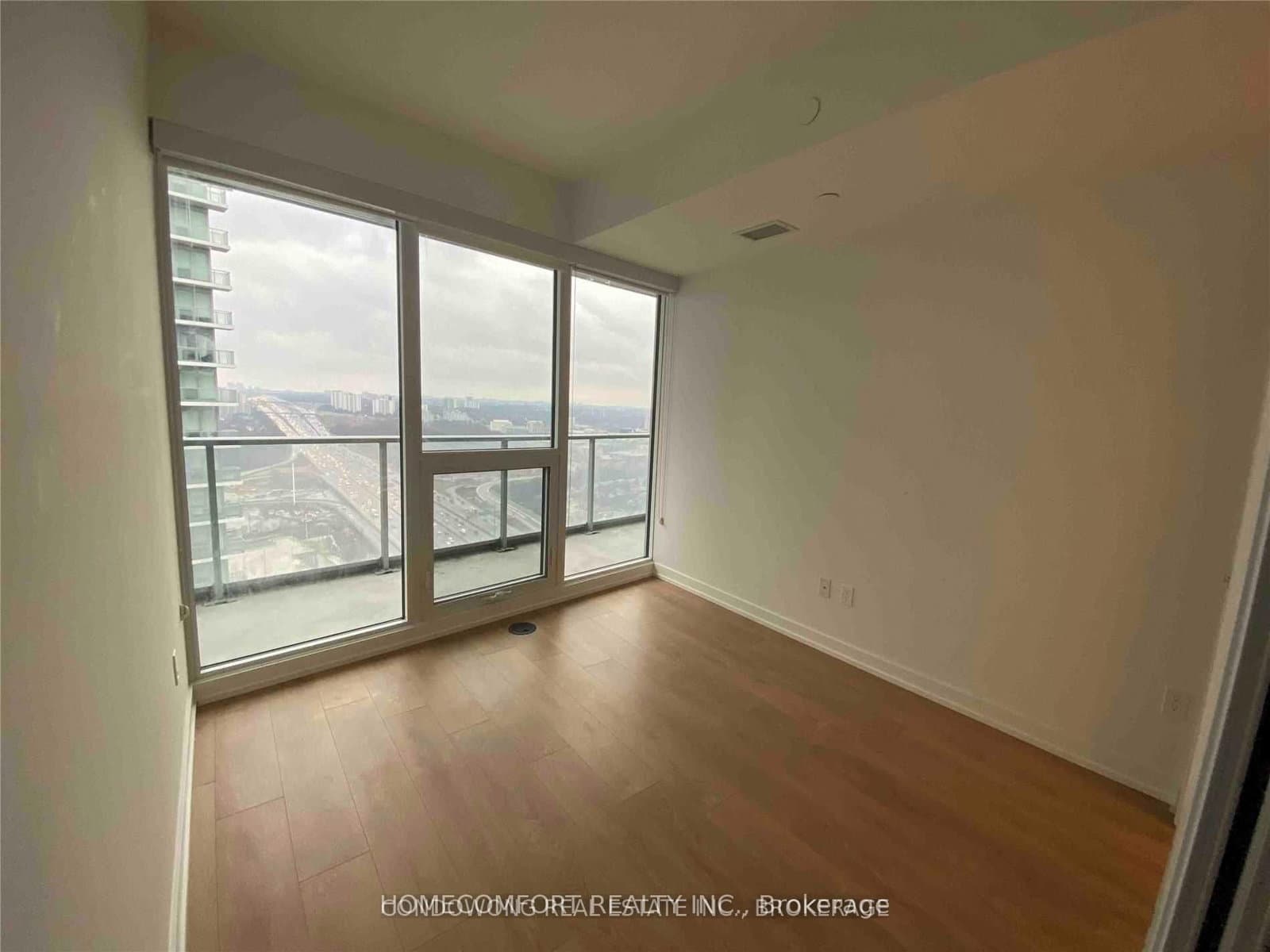 115 Mcmahon Drive, Unit 3308 thumbnail 6