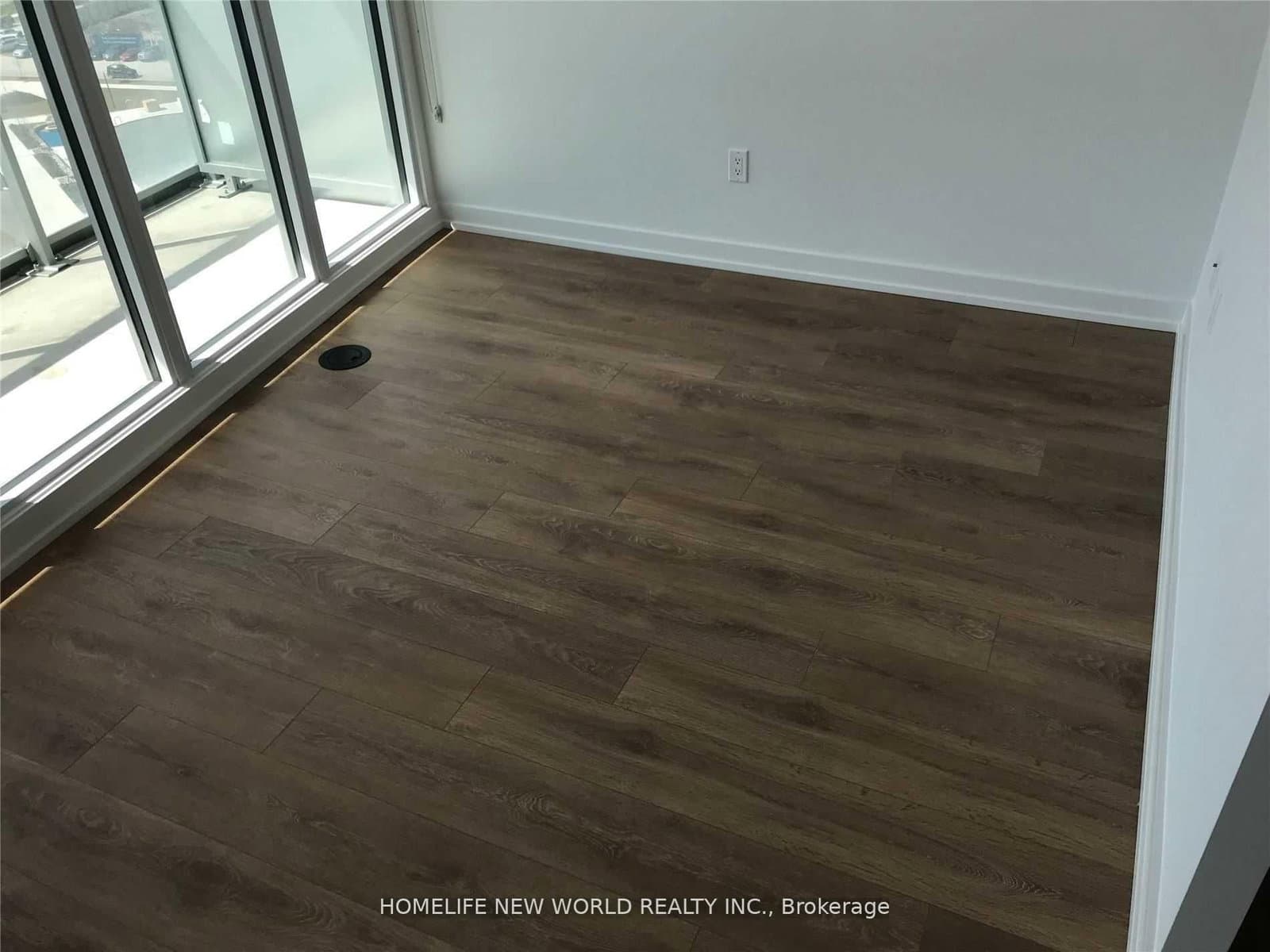 115 Mcmahon Drive, Unit 1212 thumbnail 4