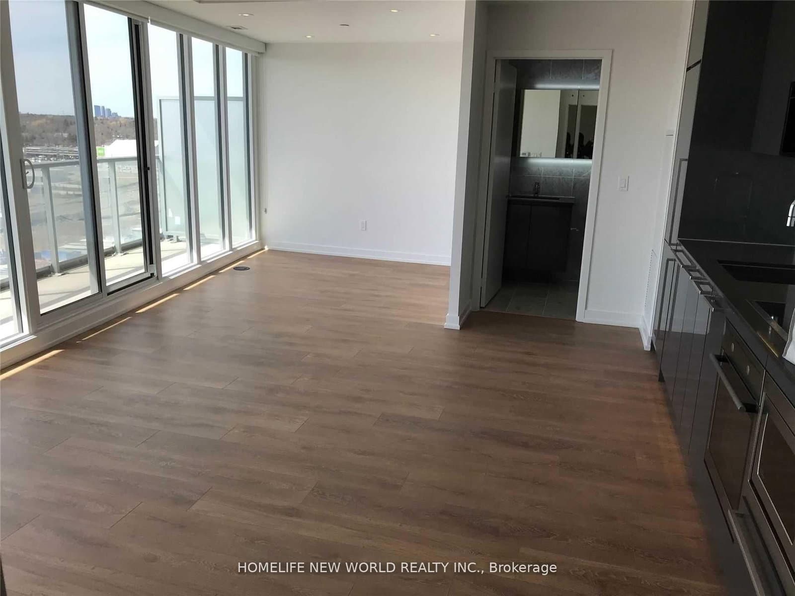 115 Mcmahon Drive, Unit 1212 thumbnail 5