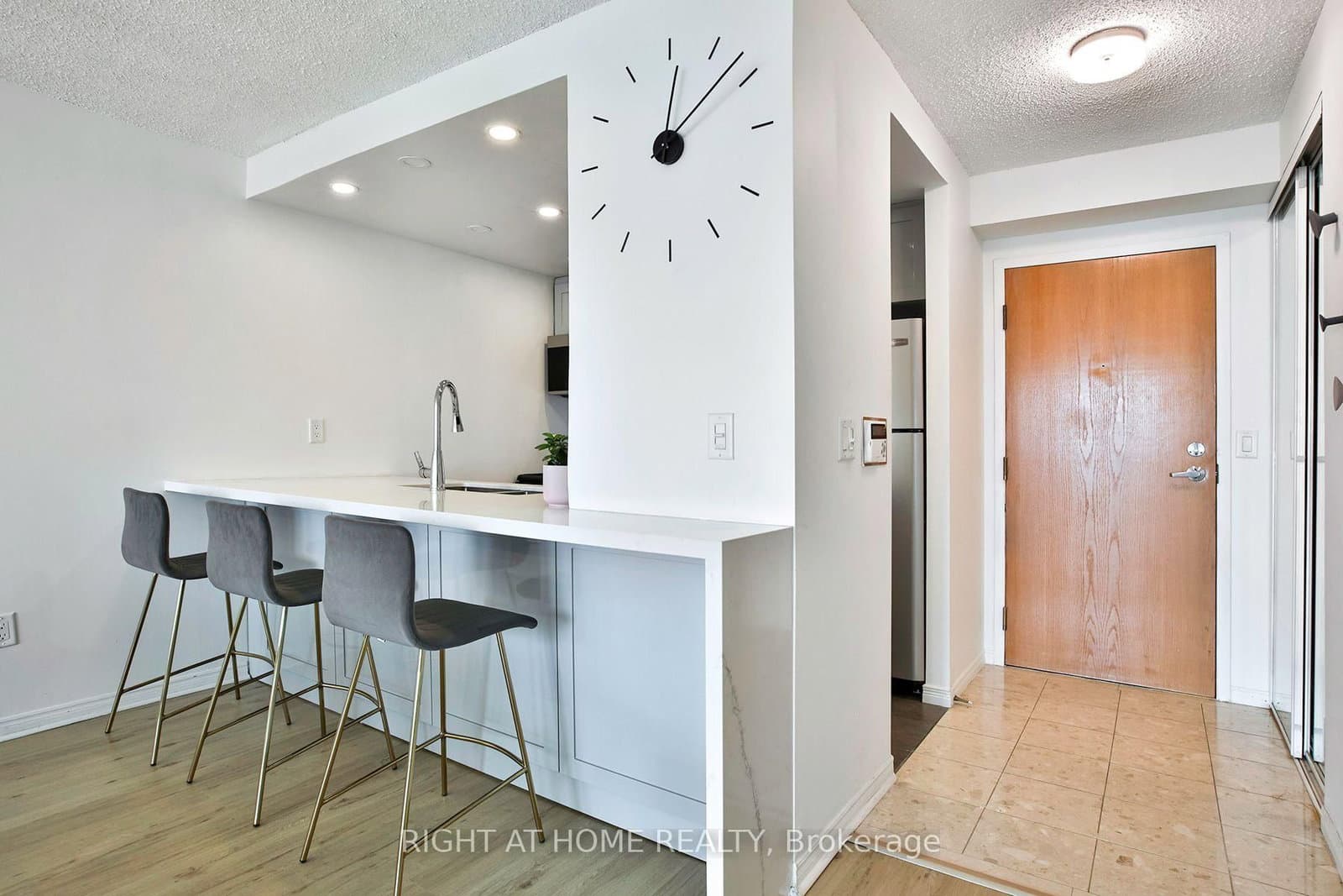 7 Concorde Place, Unit 2212 thumbnail 8