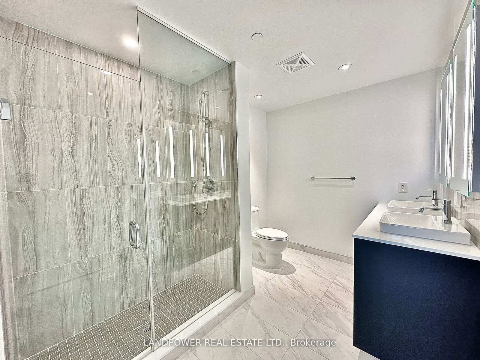 480 Front Street W, Unit 1203 thumbnail 15