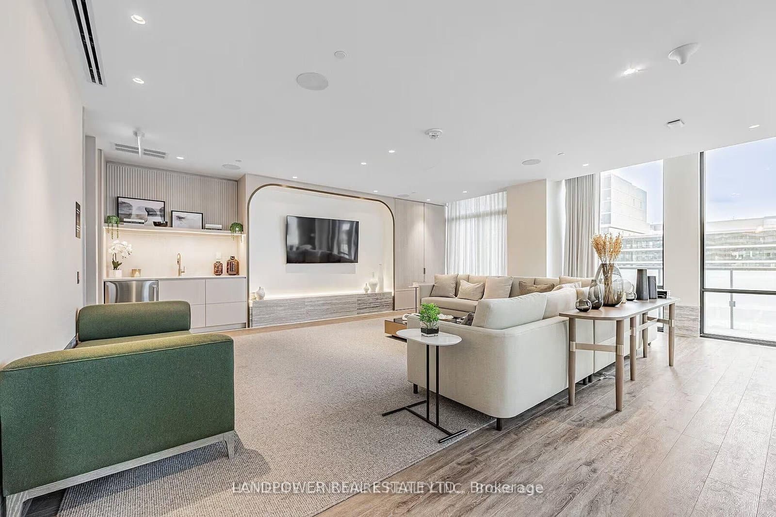 480 Front Street W, Unit 1203 thumbnail 25