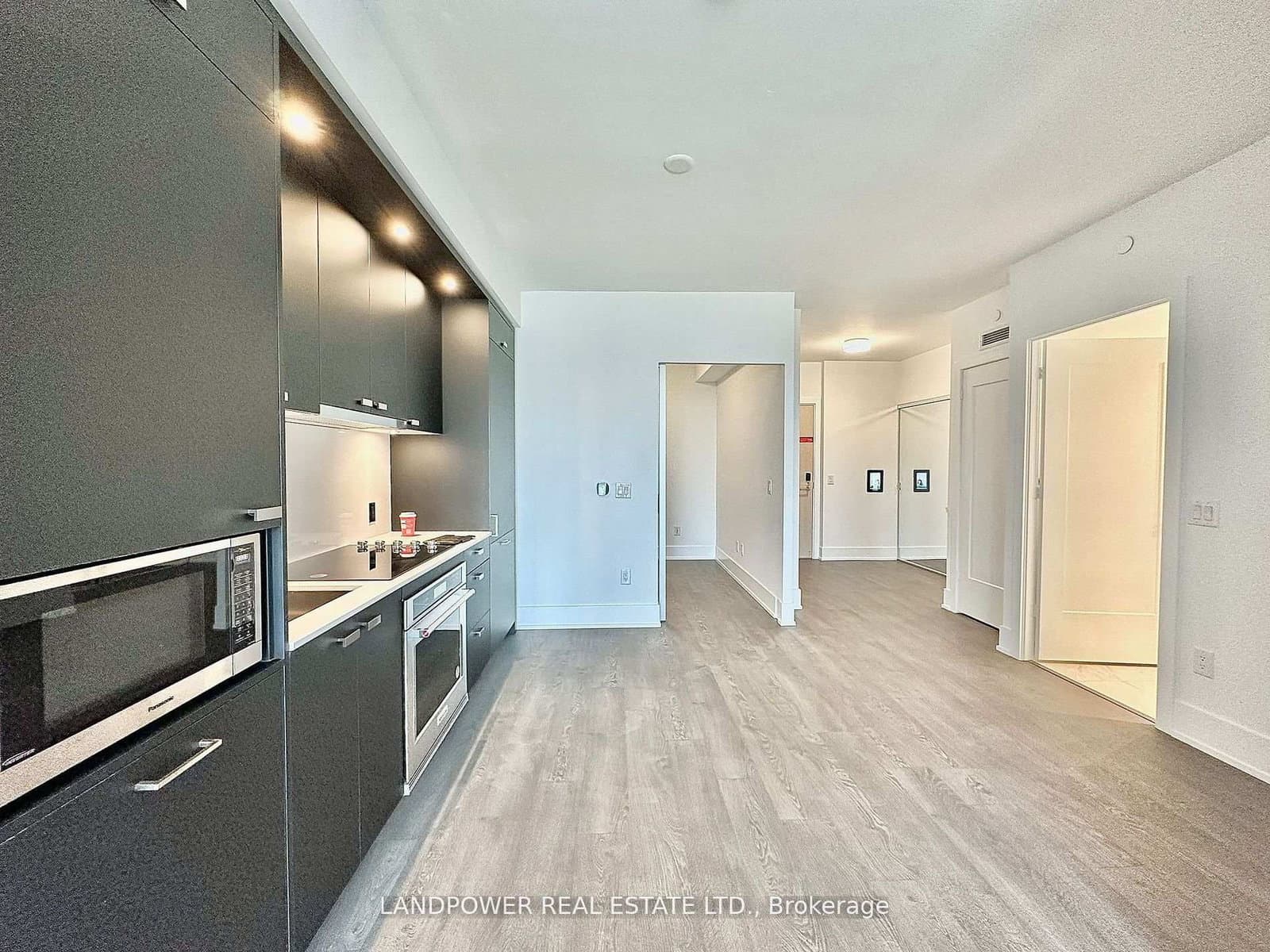 480 Front Street W, Unit 1203 thumbnail 7