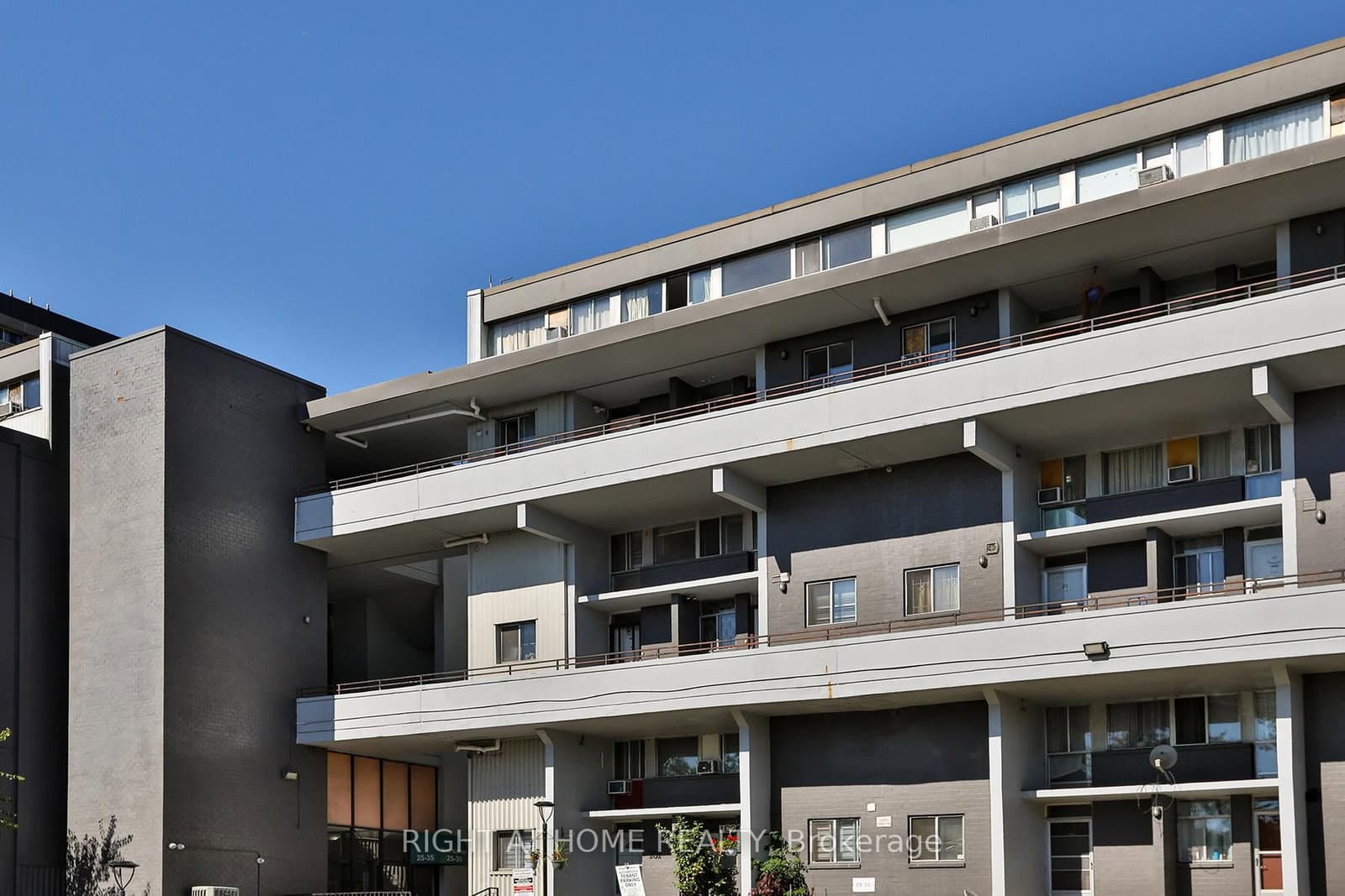 35 Sunny Glenway, Unit 302 - Image 1