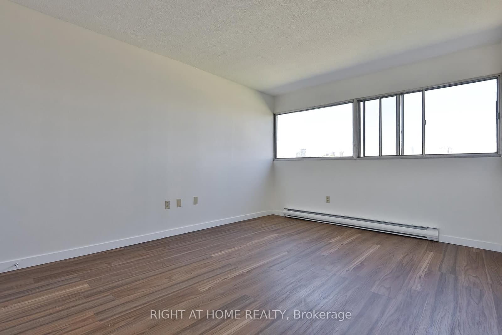 35 Sunny Glenway, Unit 302 thumbnail 15