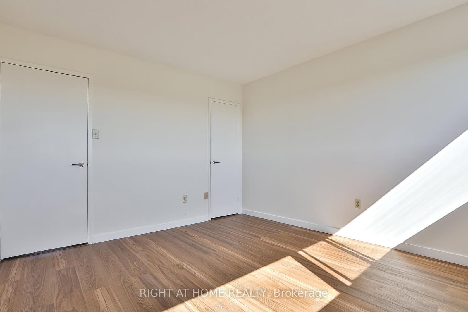 35 Sunny Glenway, Unit 302 thumbnail 16