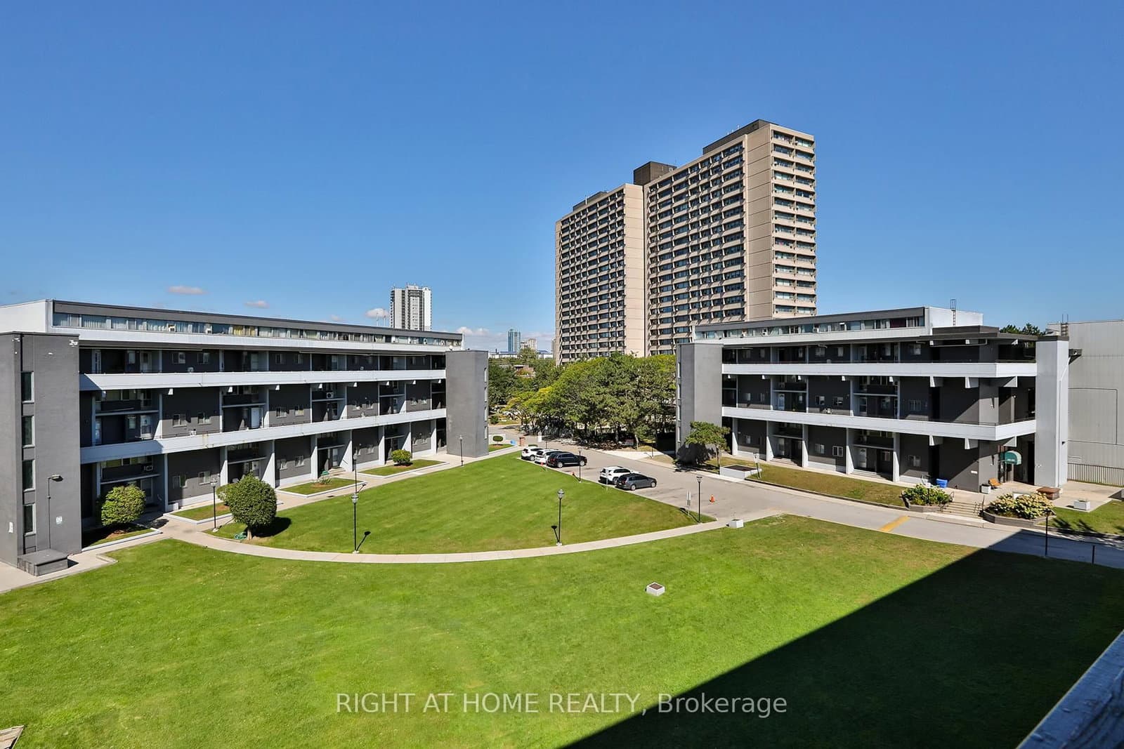 35 Sunny Glenway, Unit 302 thumbnail 25