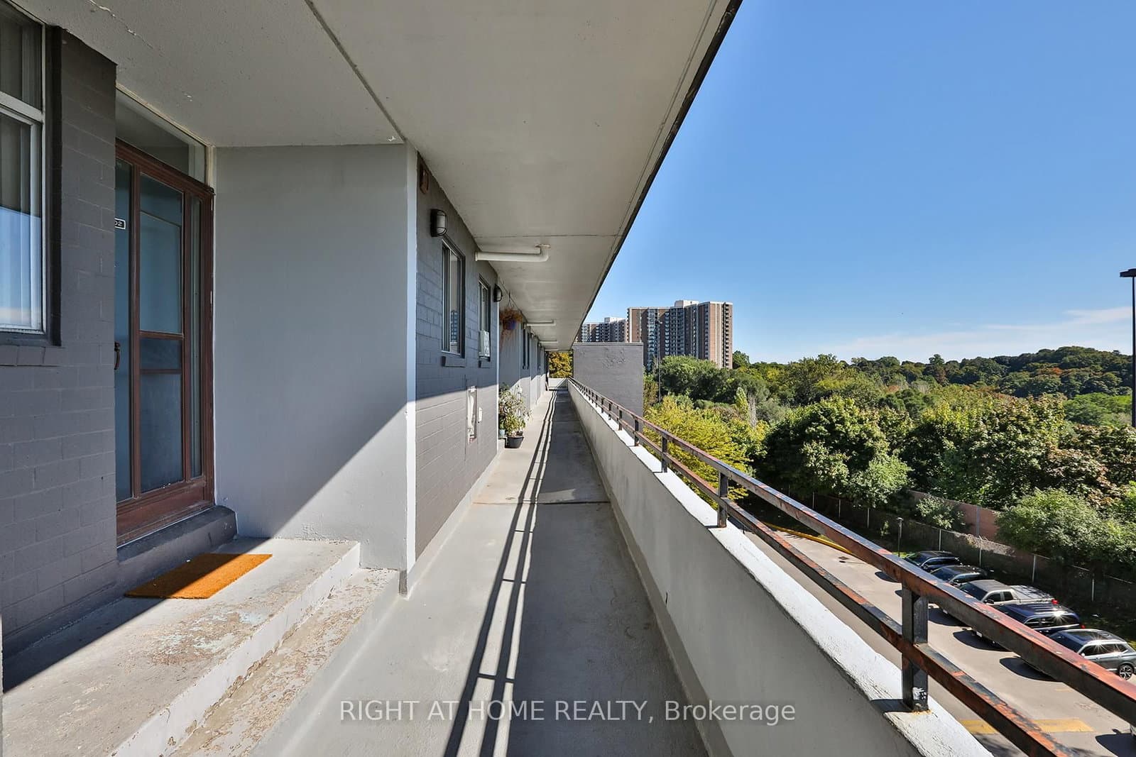 35 Sunny Glenway, Unit 302 thumbnail 27