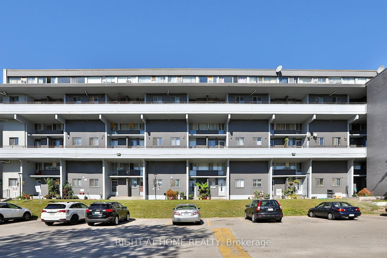 35 Sunny Glenway, Unit 302 thumbnail 28