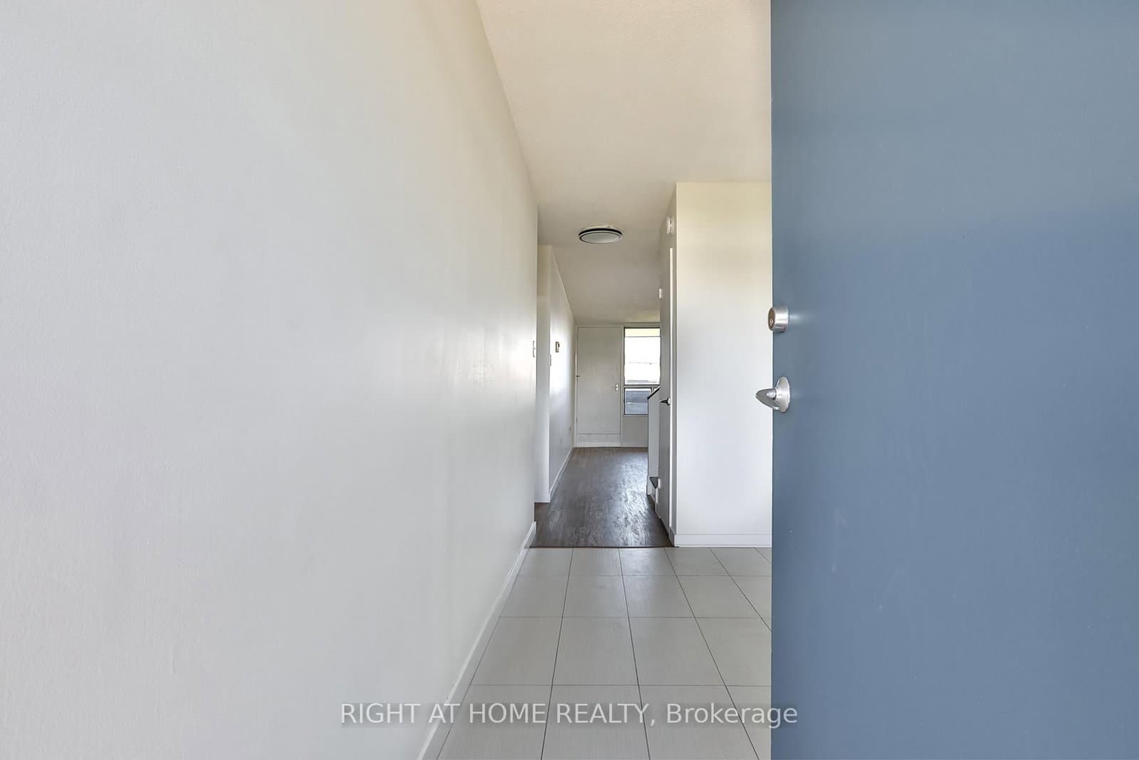 35 Sunny Glenway, Unit 302 thumbnail 3