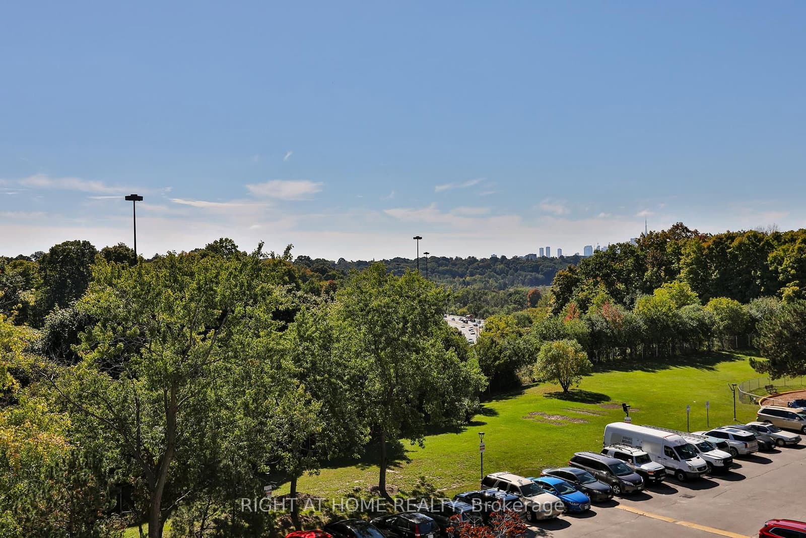 35 Sunny Glenway, Unit 302 thumbnail 31