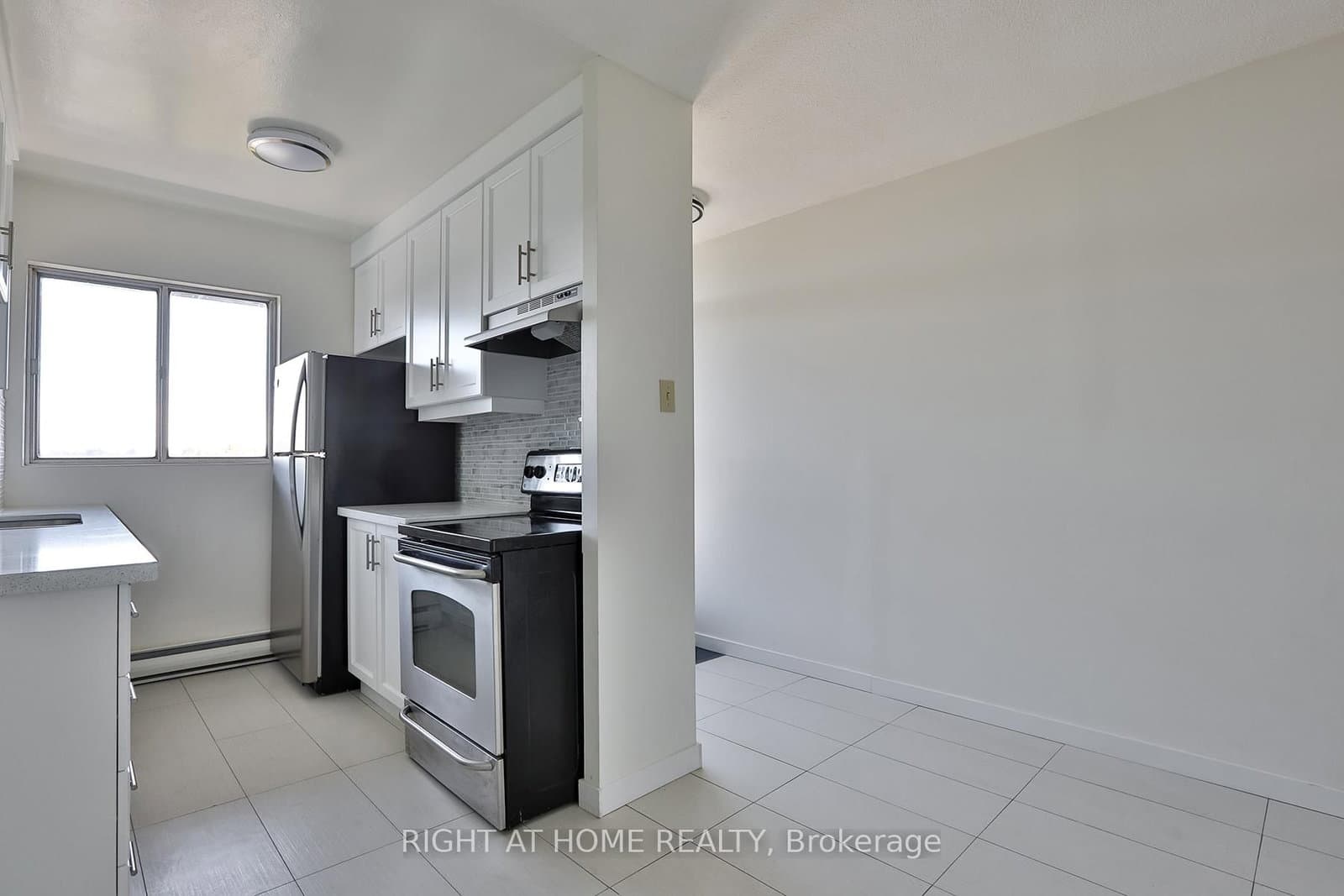 35 Sunny Glenway, Unit 302 thumbnail 6