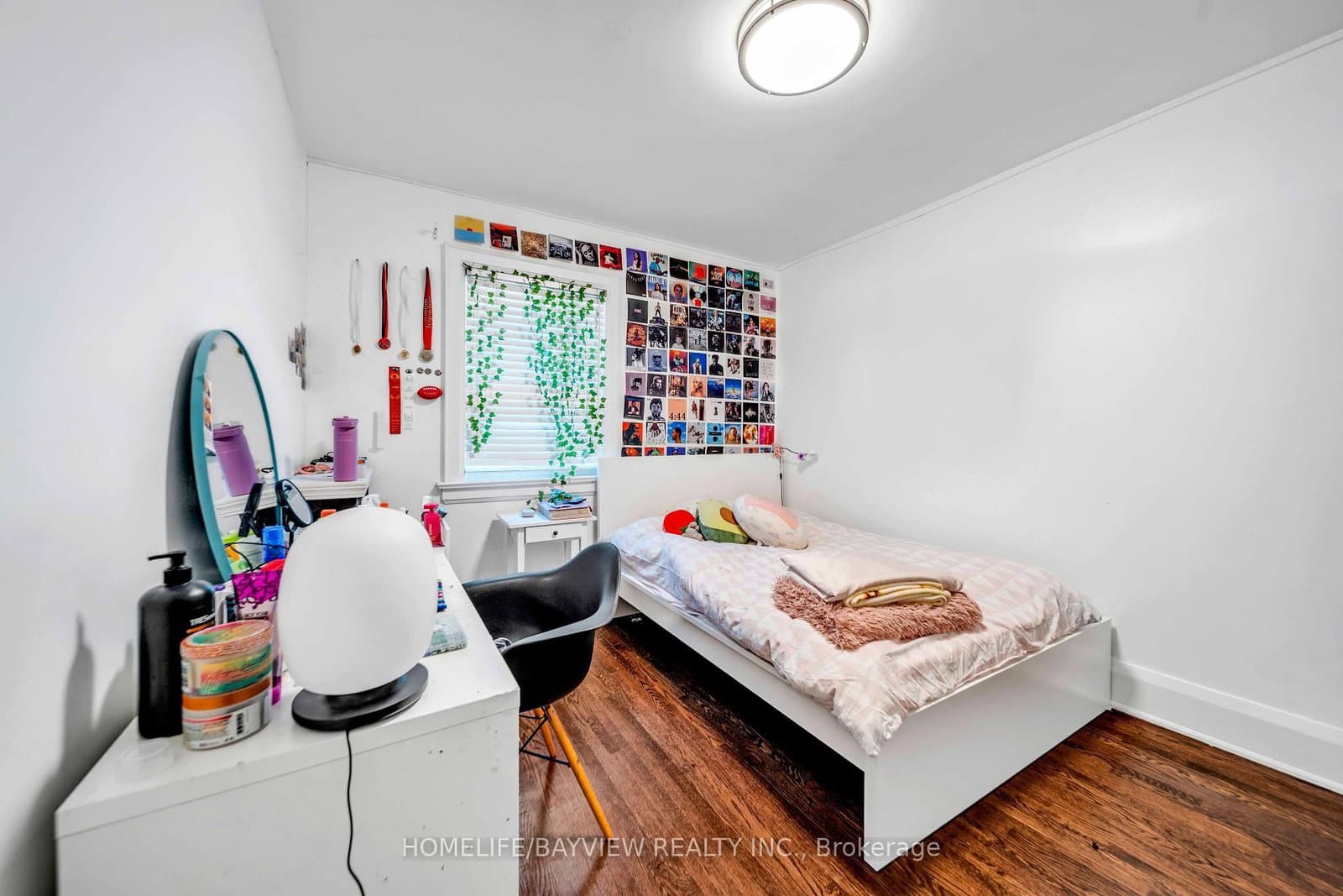 131 Heddington Avenue thumbnail 15