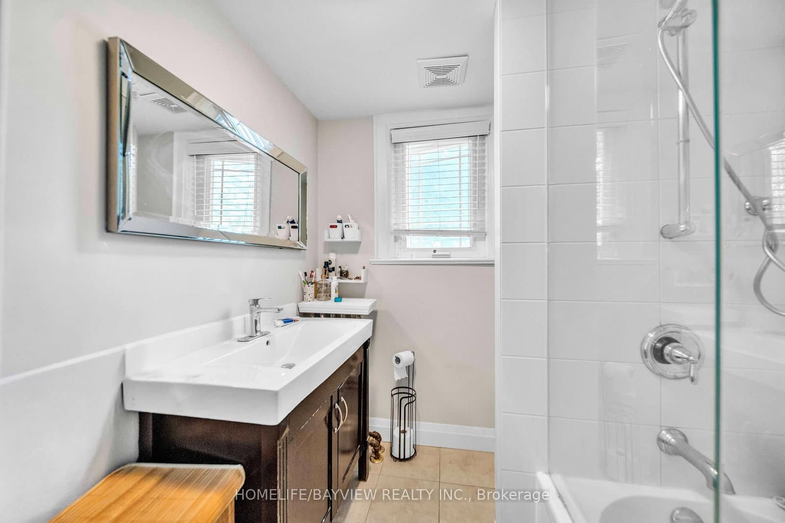 131 Heddington Avenue thumbnail 23