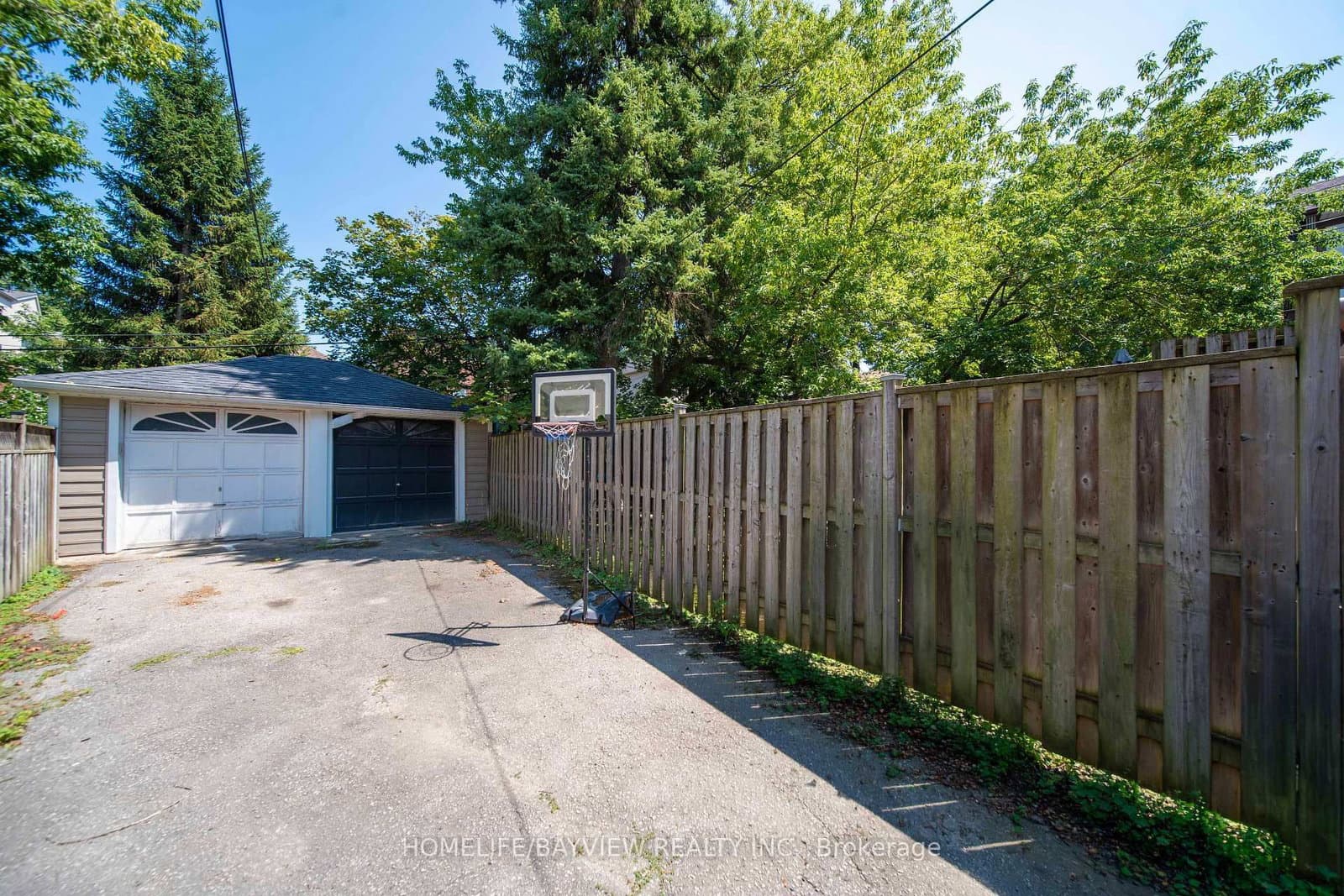 131 Heddington Avenue thumbnail 30