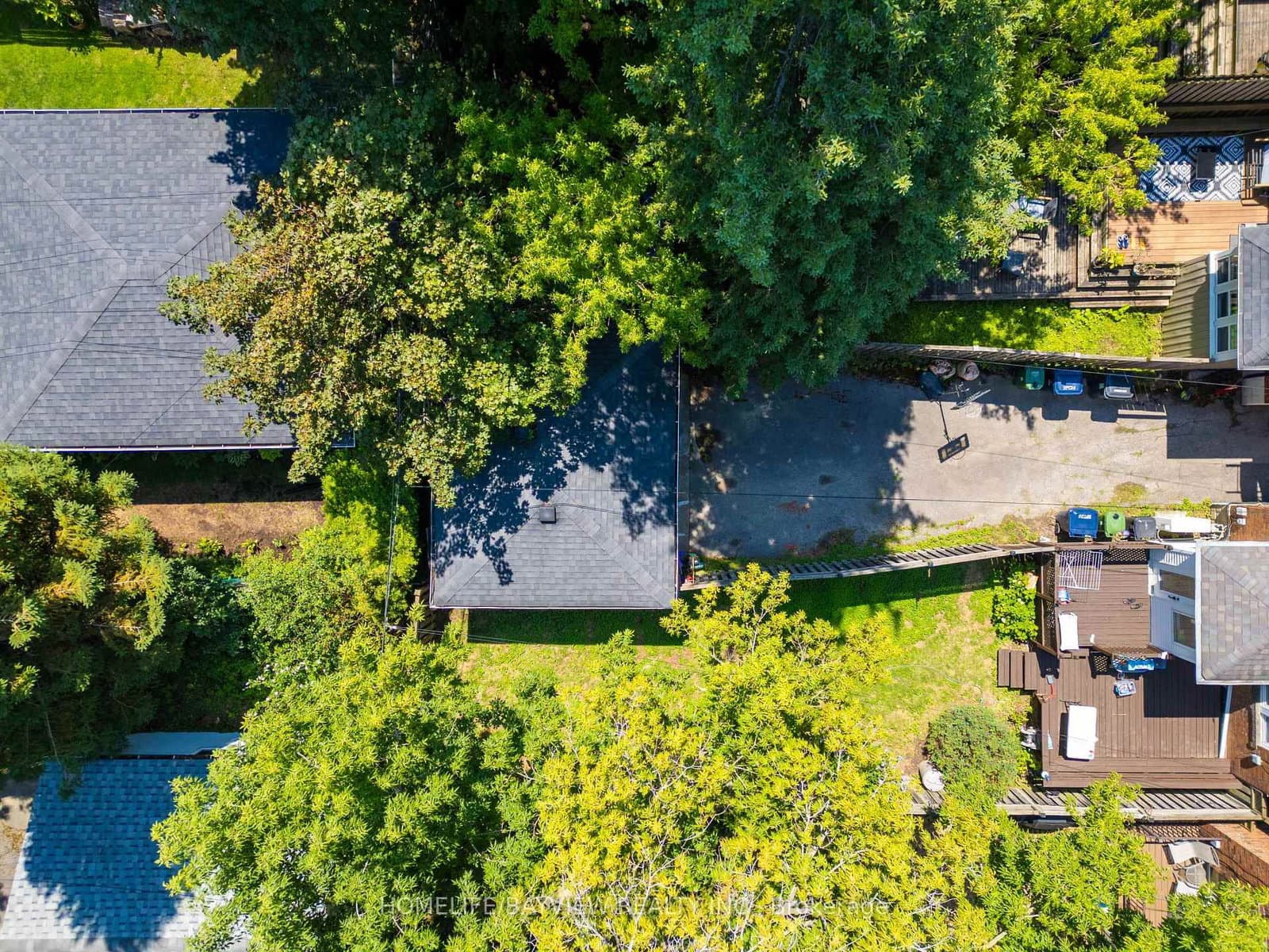 131 Heddington Avenue thumbnail 38