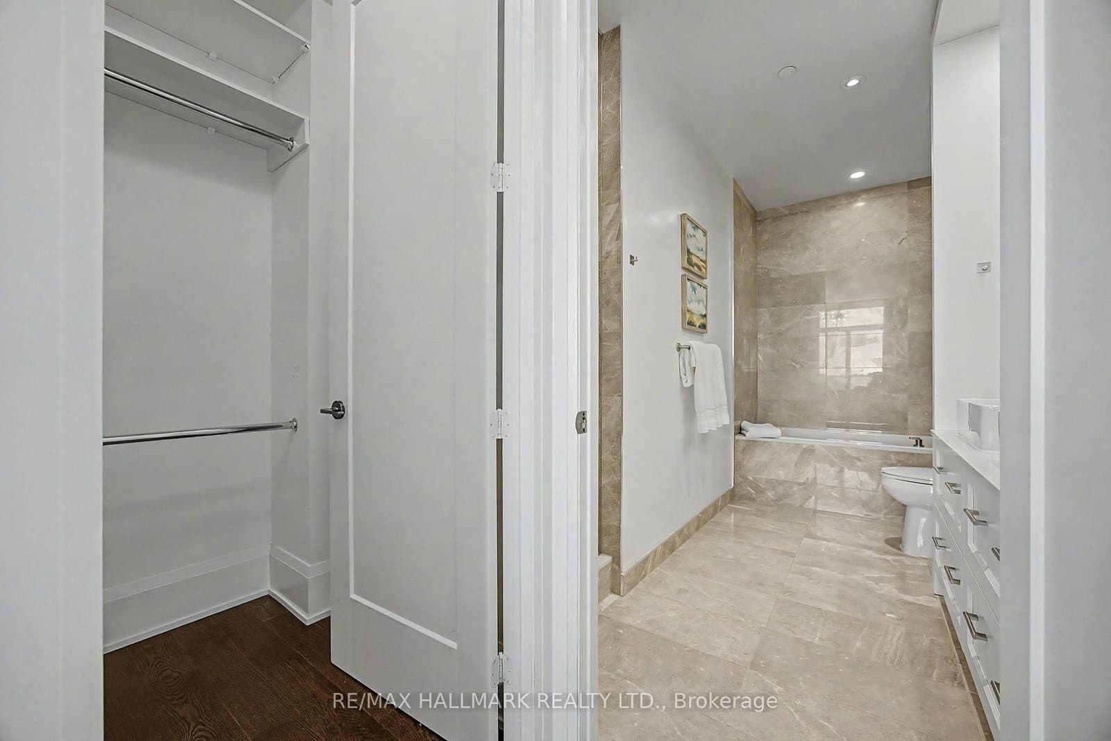 101 Erskine Avenue, Unit PH15 thumbnail 28