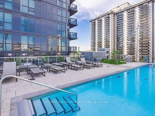 101 Erskine Avenue, Unit PH15 thumbnail 45