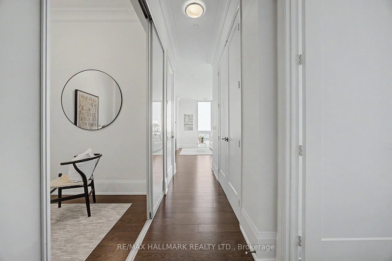 101 Erskine Avenue, Unit PH15 thumbnail 8