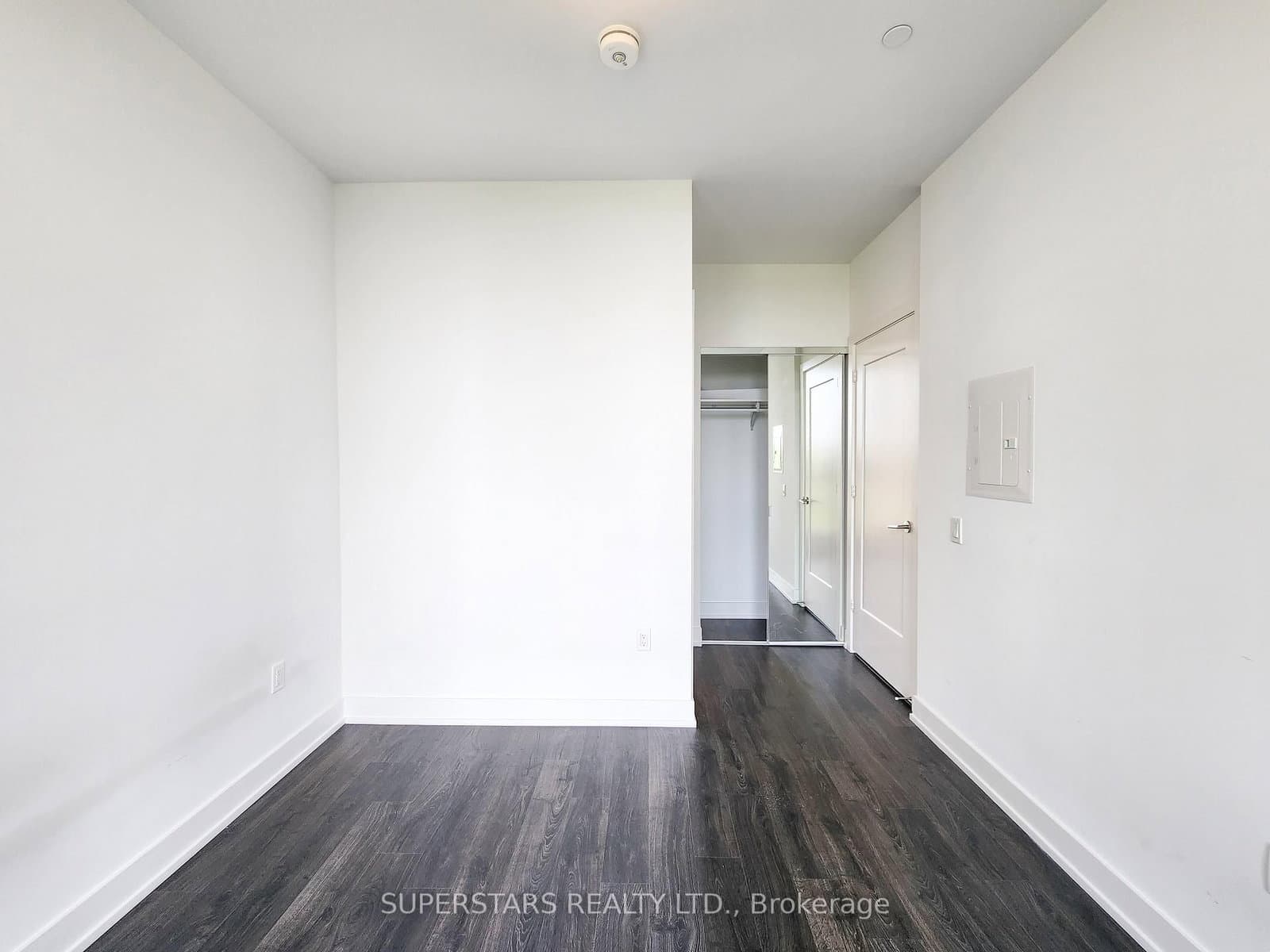 20 Inn On The Park Drive, Unit 645 thumbnail 12