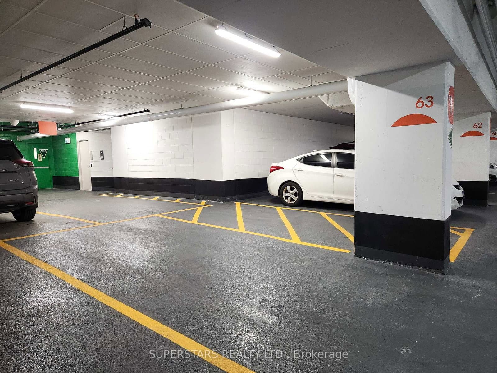 20 Inn On The Park Drive, Unit 645 thumbnail 15