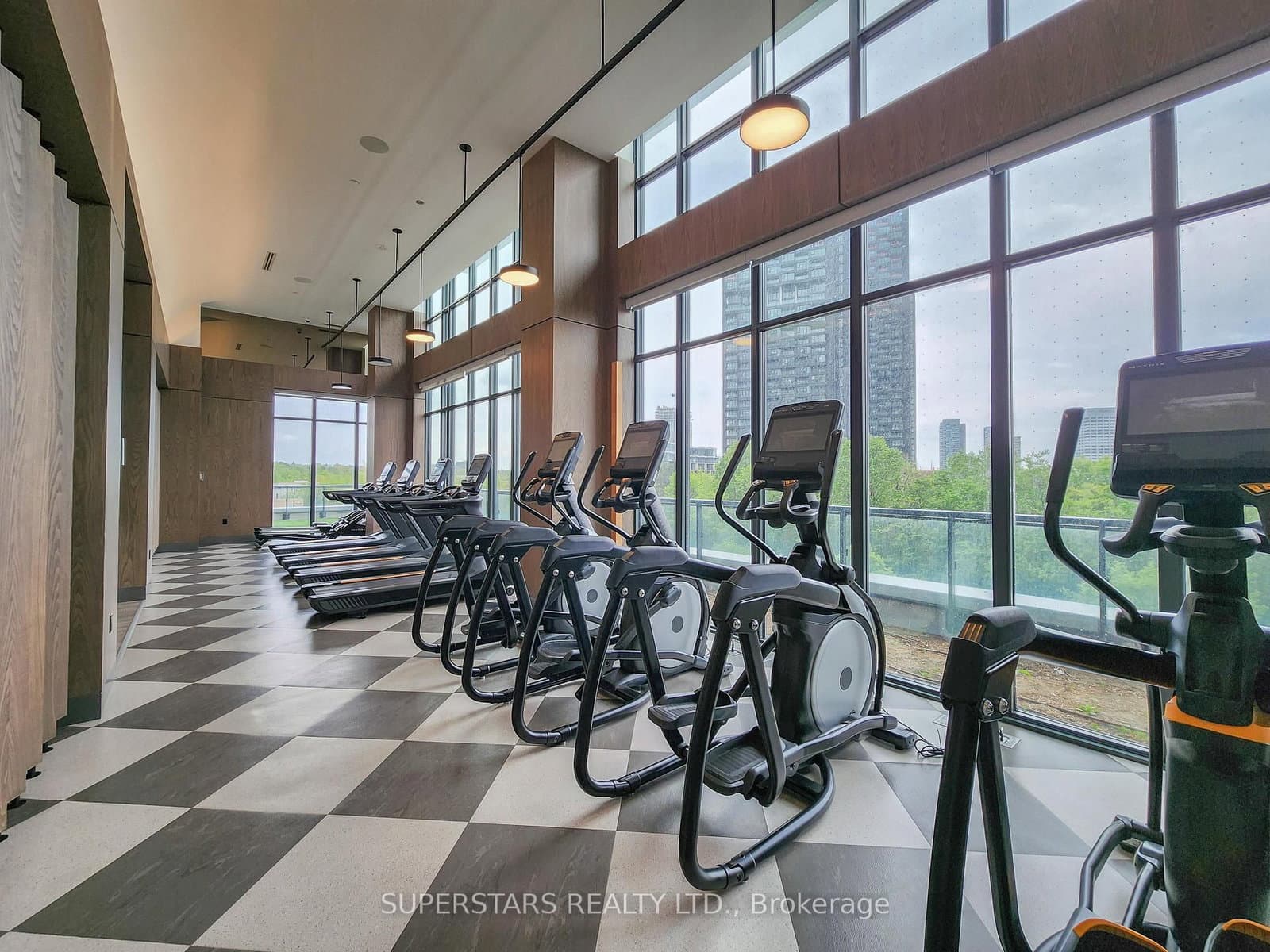 20 Inn On The Park Drive, Unit 645 thumbnail 19