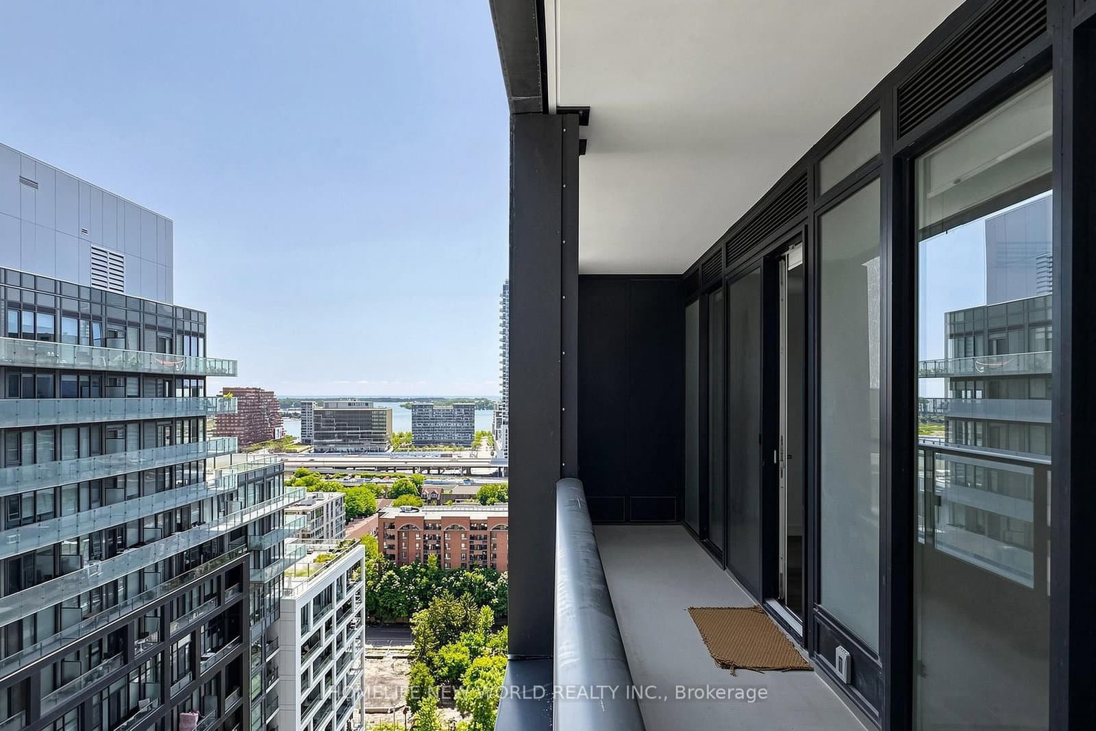 135 Lower Sherbourne Street, Unit 1839 thumbnail 19